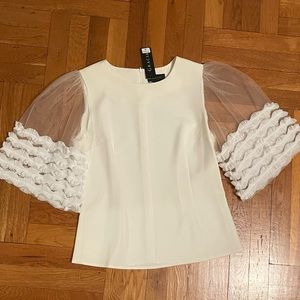 Gracia puff fluffy sleeve top size M